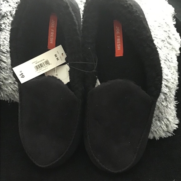 Brand new black slippers never worn - Picture 13 of 15
